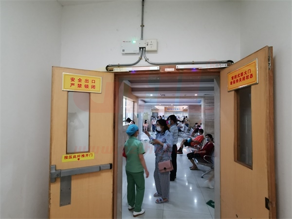 東莞市人民醫(yī)院安裝金捍力常開式防火門控制系統(tǒng)